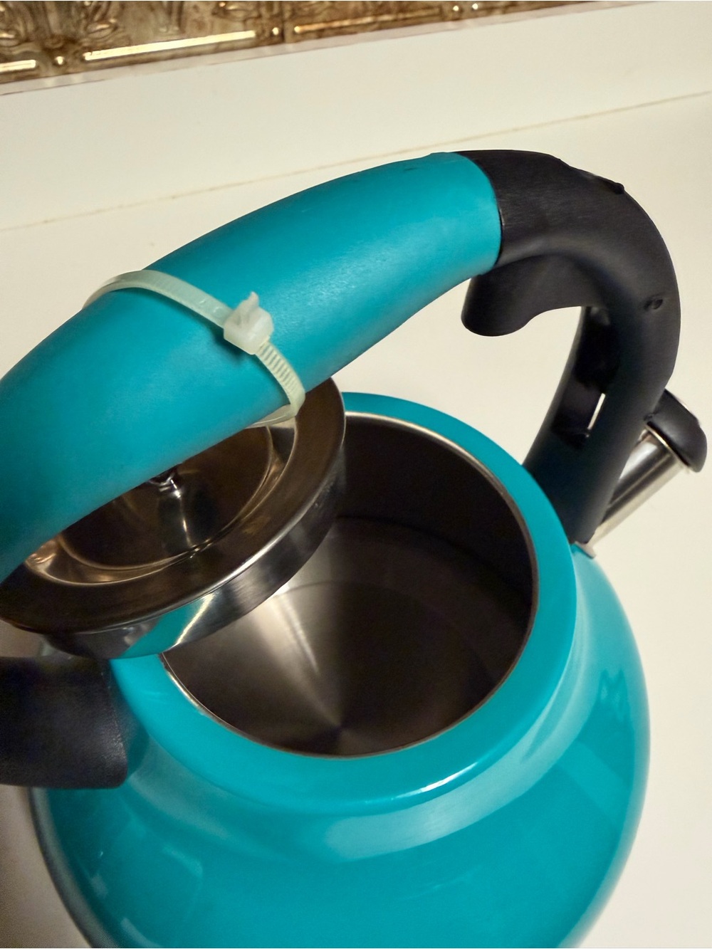 ☕️ Emeril Lagasse Tea Kettle - Picture 6 of 13